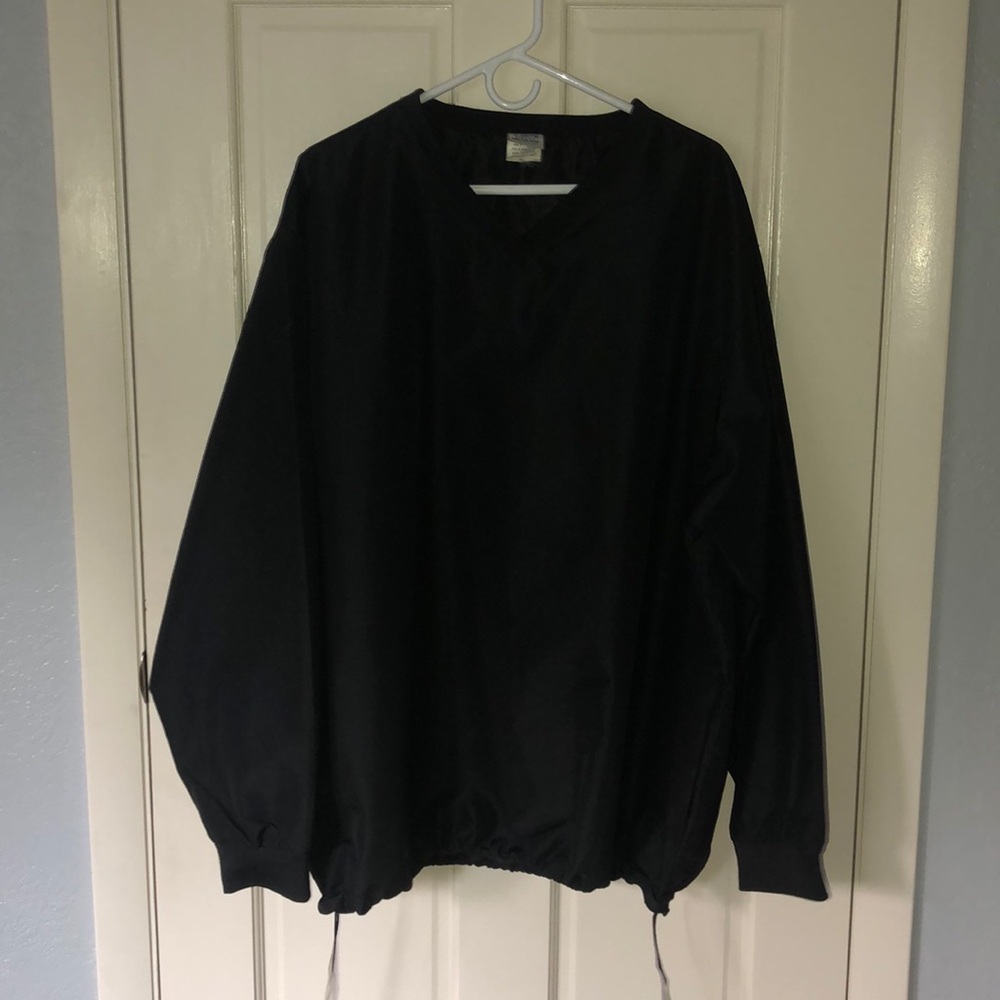 💙 Black Windbreaker